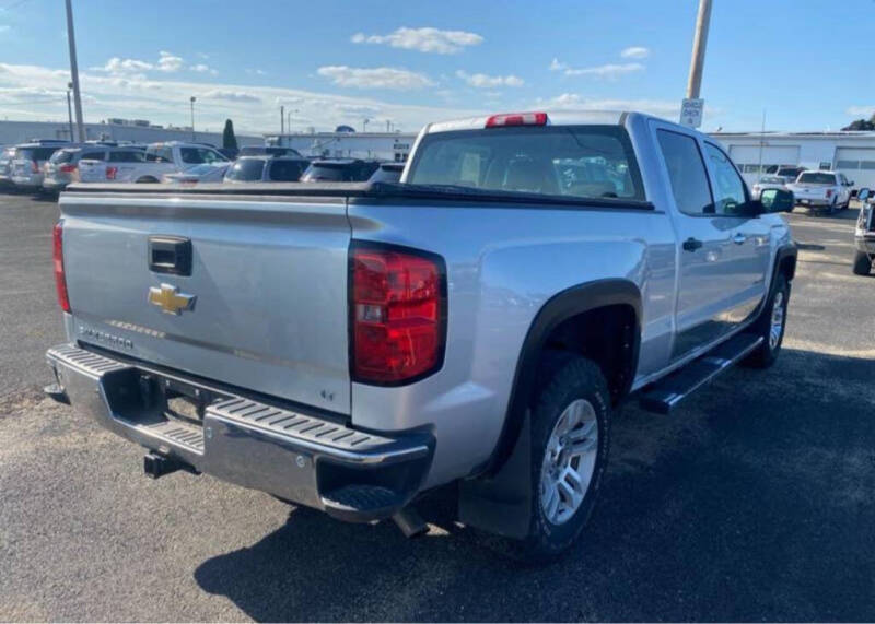 2014 Chevrolet Silverado 1500 LT photo 4