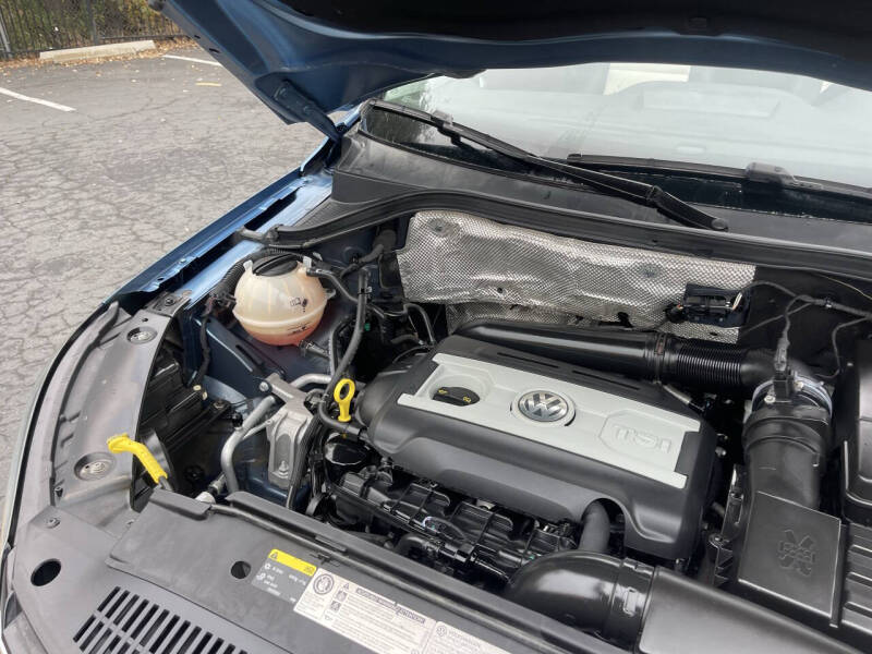 2017 Volkswagen Tiguan 2.0T Wolfsburg Edition