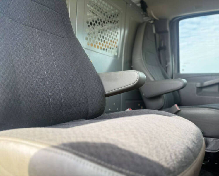 2018 GMC Savana 2500