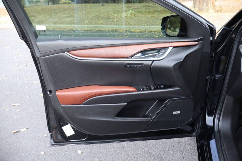 2016 Cadillac XTS Luxury