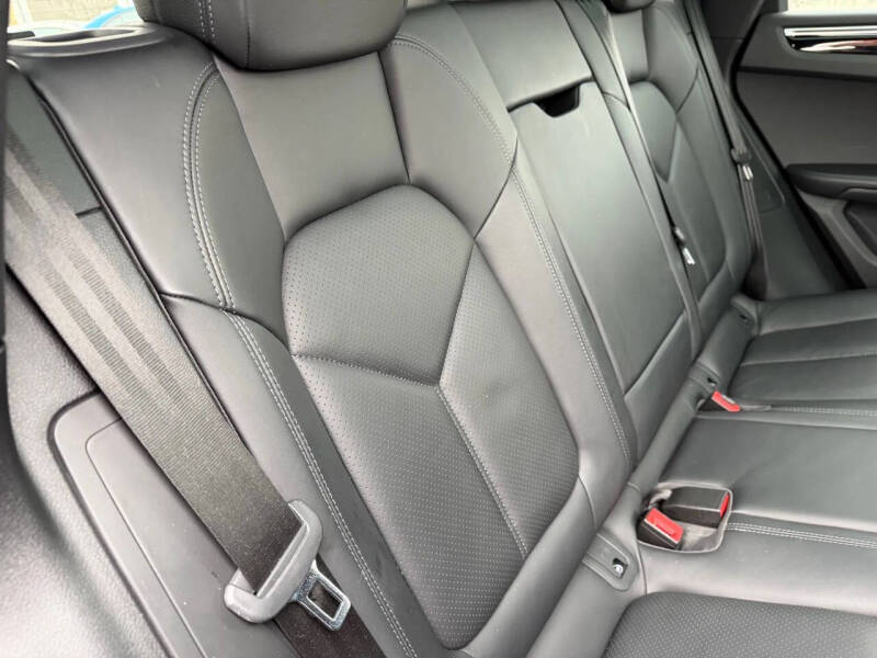 2019 Porsche Macan S