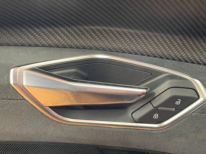 2024 Audi e-tron GT quattro Premium Plus