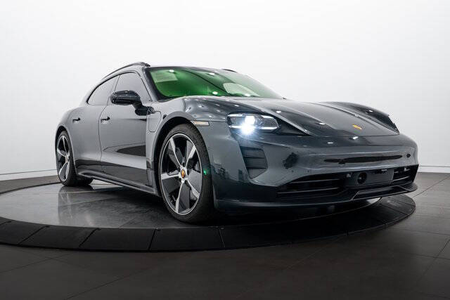 2024 Porsche Taycan GTS Sport Turismo