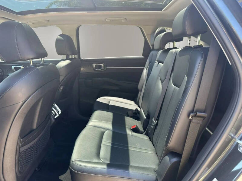 2022 Kia Sorento S