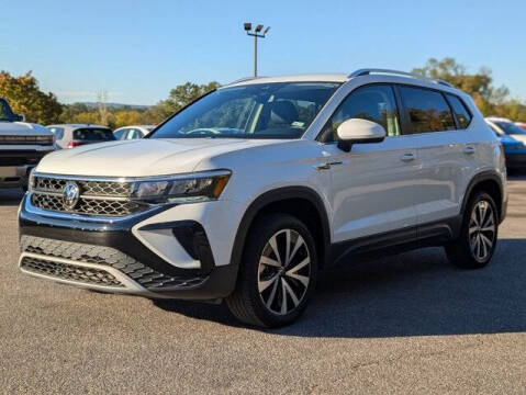 2024 Volkswagen Taos SE