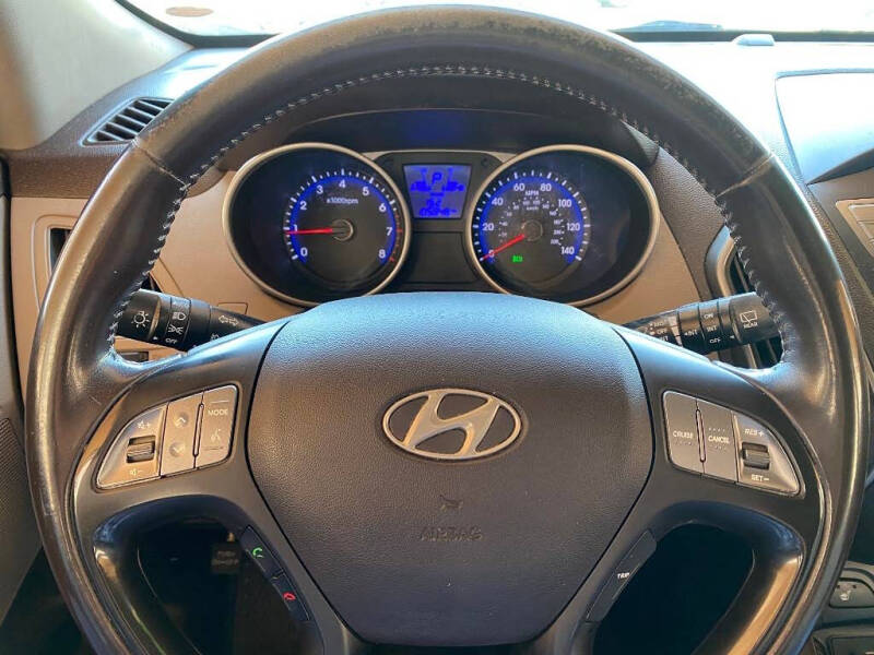 2015 Hyundai Tucson SE