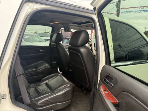 2011 Cadillac Escalade Premium