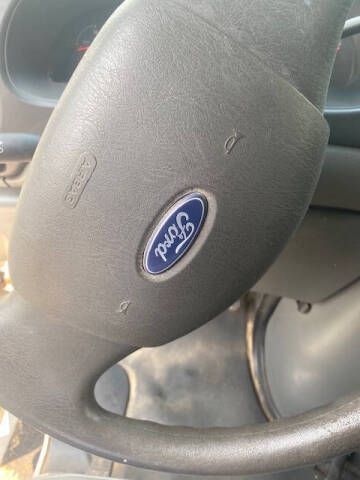 2006 Ford E-Series E-250