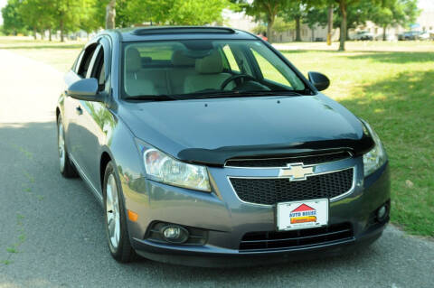 2014 Chevrolet Cruze for sale at Auto House Superstore in Terre Haute IN
