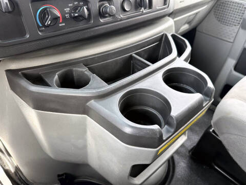 2012 Ford E-Series E-350 SD