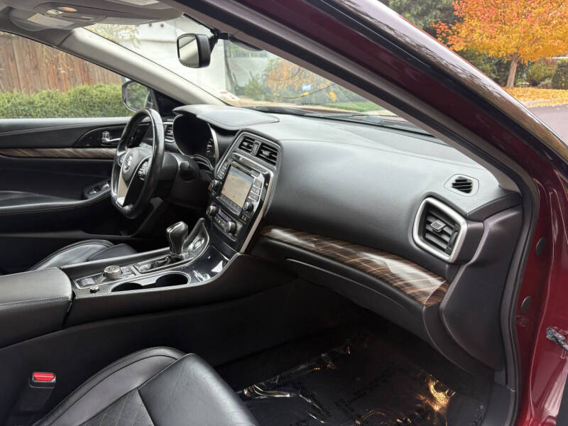 2018 Nissan Maxima Platinum