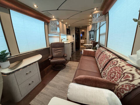 2001 Prevost Marathon