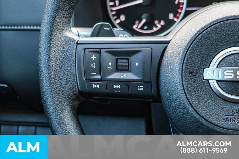 2025 Nissan Pathfinder S