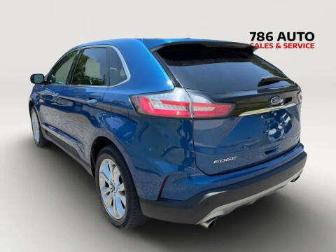 2020 Ford Edge Titanium