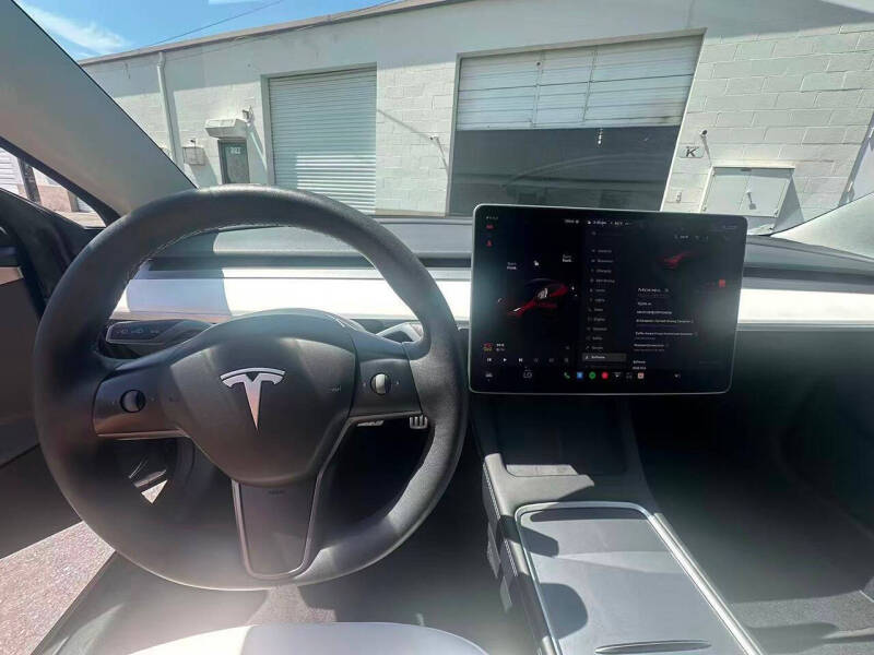 2023 Tesla Model 3 Performance
