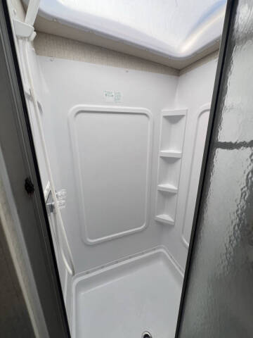 2017 Winnebago Vista 29VE