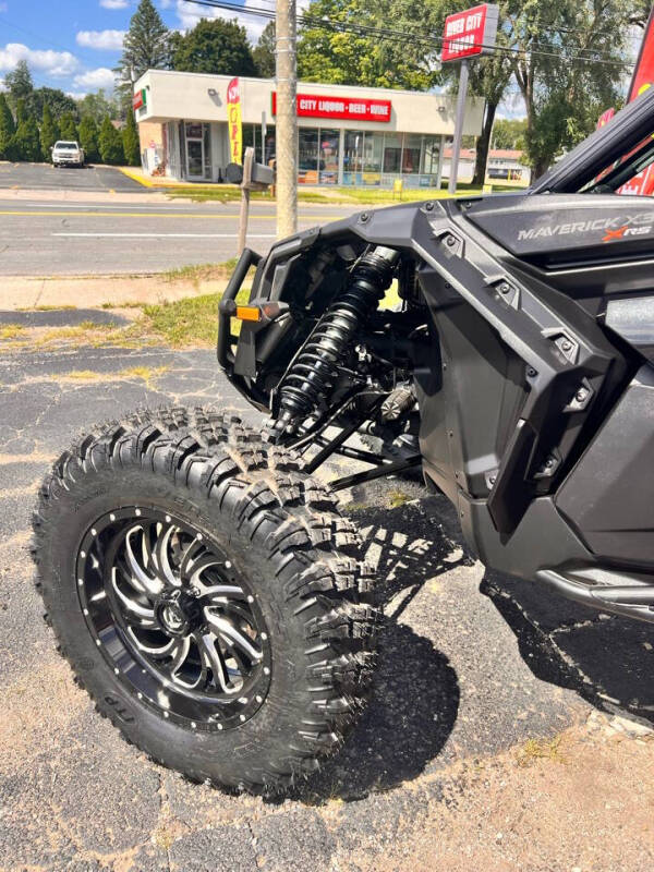 2018 Can-Am MAVERICK X3 XRS