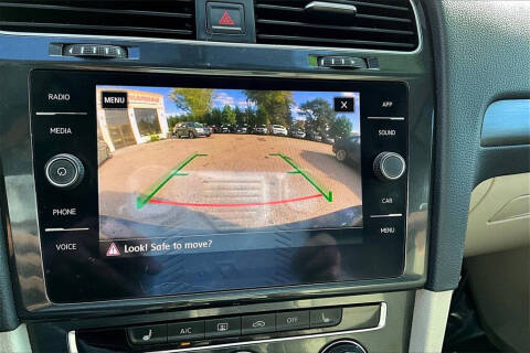 2018 Volkswagen Golf SportWagen TSI SE