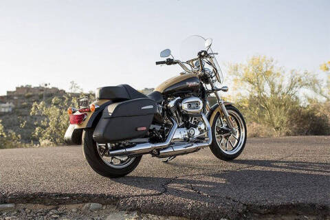 2017 Harley-Davidson Superlow