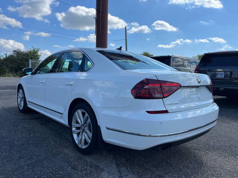 2017 Volkswagen Passat SE photo 7