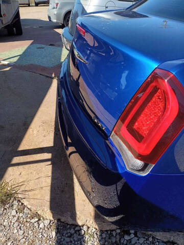 2019 Chrysler 300 Touring