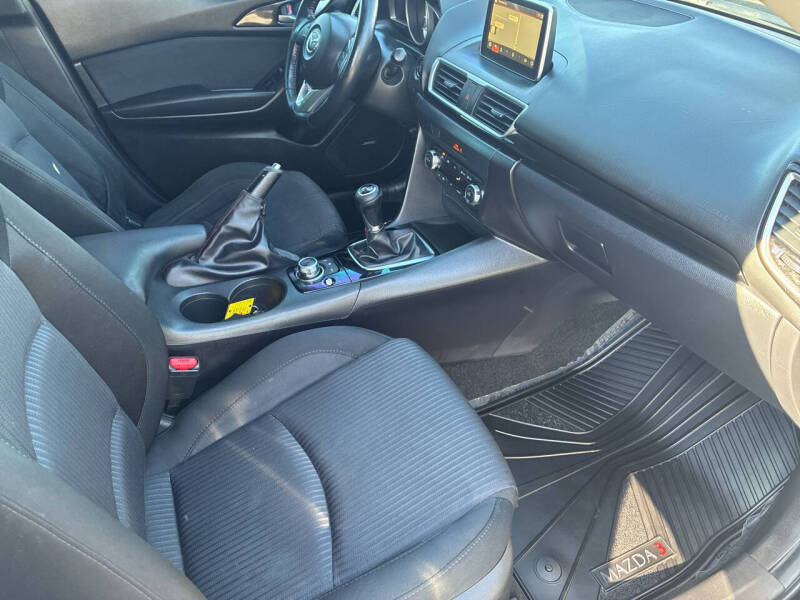 2016 Mazda MAZDA3 i Grand Touring