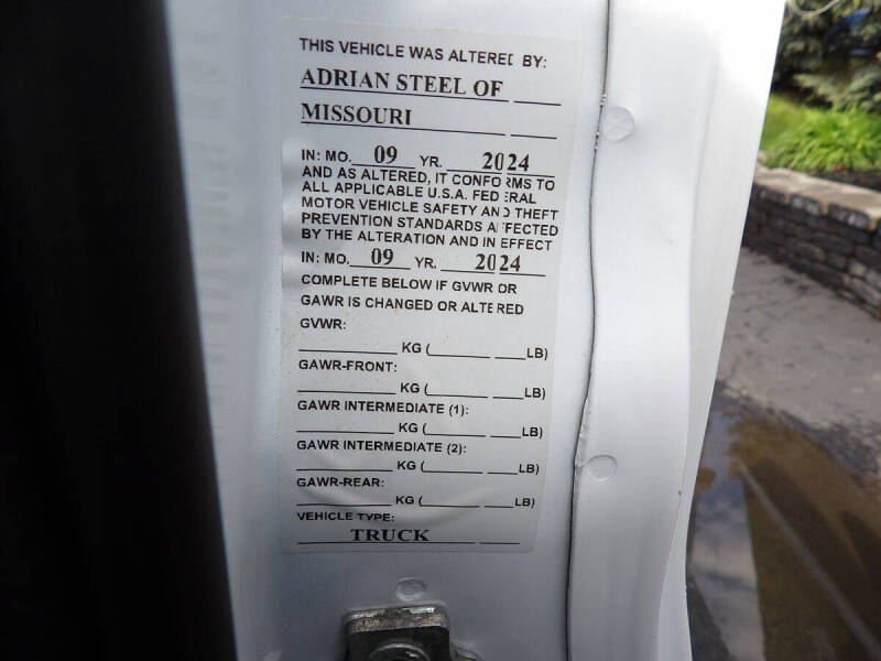 2024 Chevrolet Express 2500