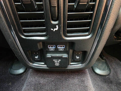 2016 Jeep Grand Cherokee Summit