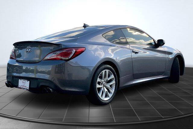 2016 Hyundai Genesis Coupe