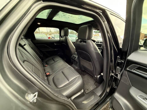 2019 Jaguar F-PACE S