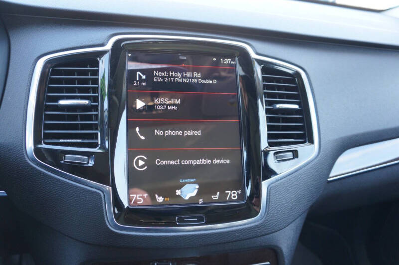 2016 Volvo XC90 T6 Momentum