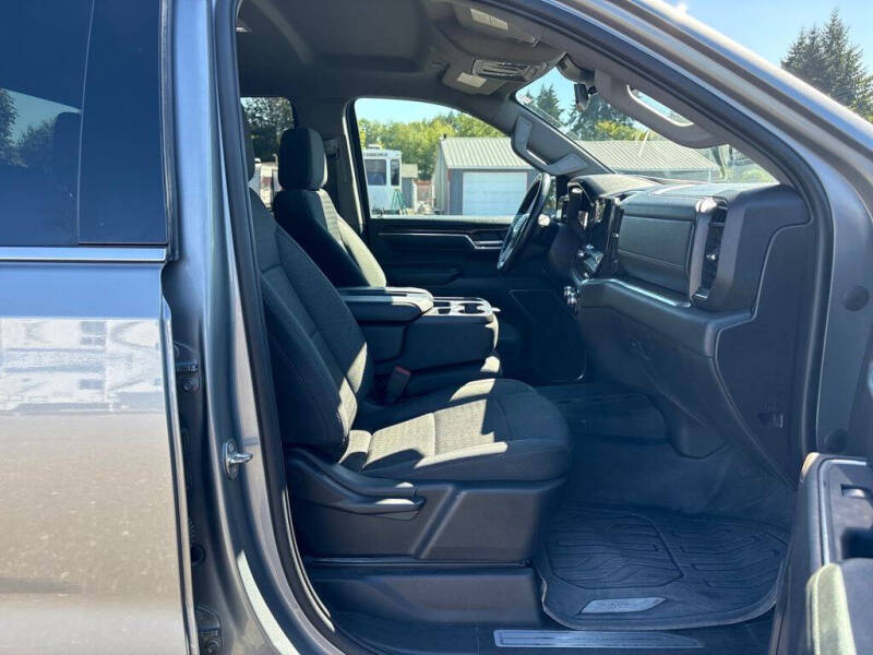 2023 GMC Sierra 1500 SLE