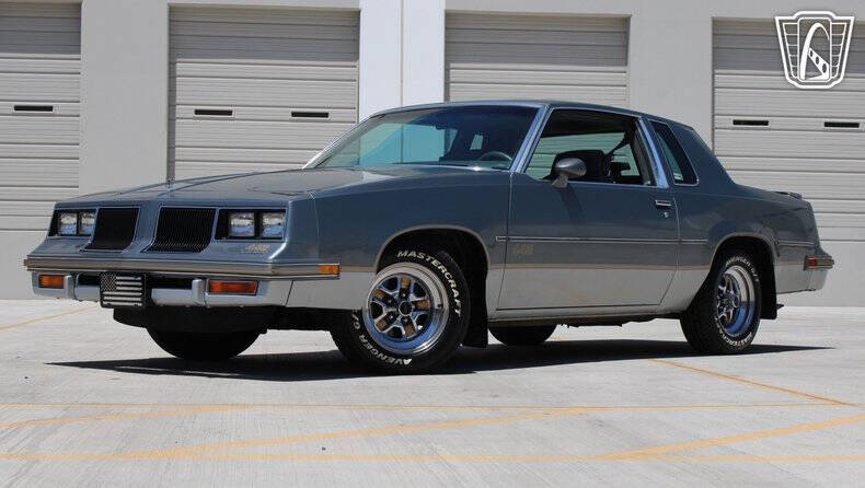 1986 Oldsmobile Cutlass Salon 442