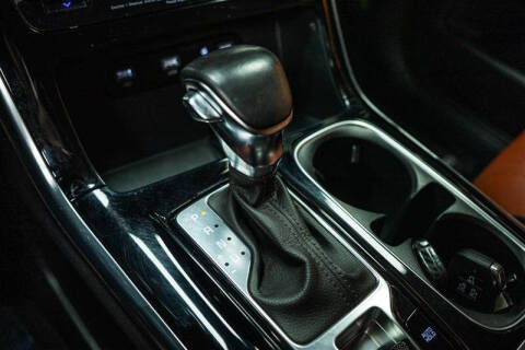 2023 Kia Carnival SX