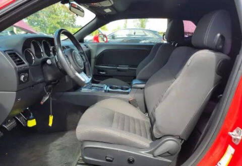 2014 Dodge Challenger SRT8 Core