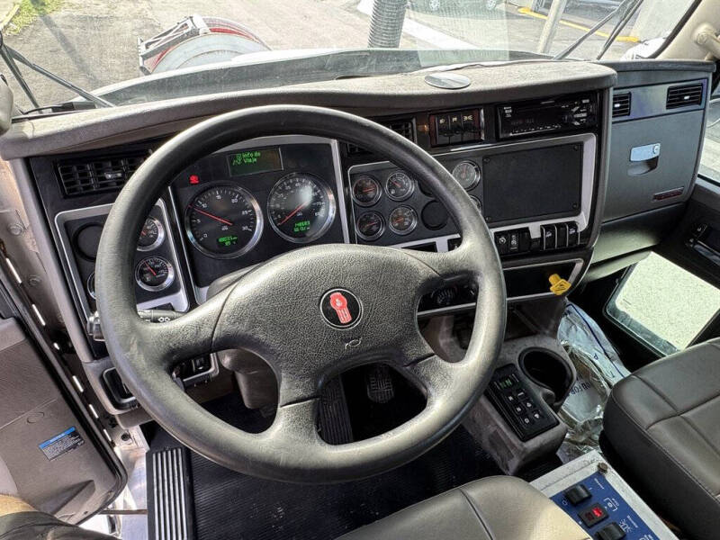 2015 Kenworth T800