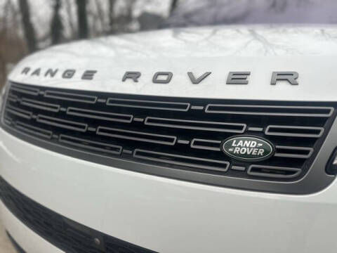 2023 Land Rover Range Rover Sport P360 SE