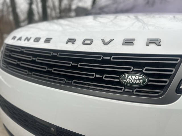 2023 Land Rover Range Rover Sport P360 SE