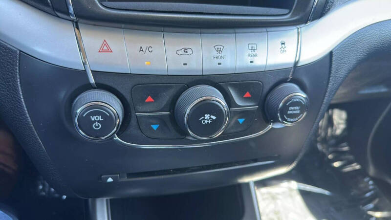 2019 Dodge Journey SE