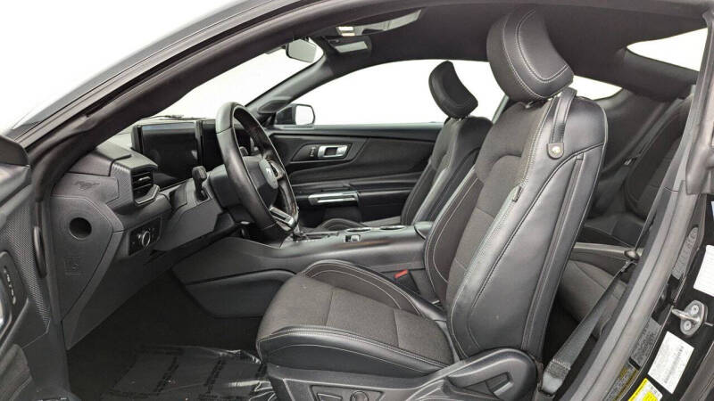 2024 Ford Mustang EcoBoost