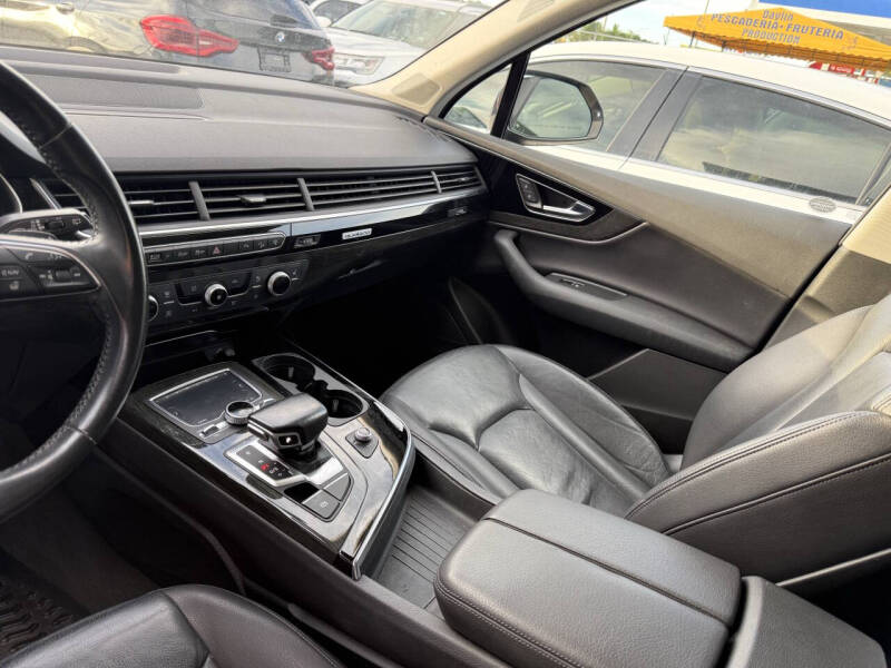 2017 Audi Q7 3.0T quattro Premium Plus