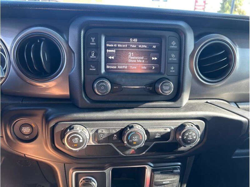 2021 Jeep Wrangler Sport