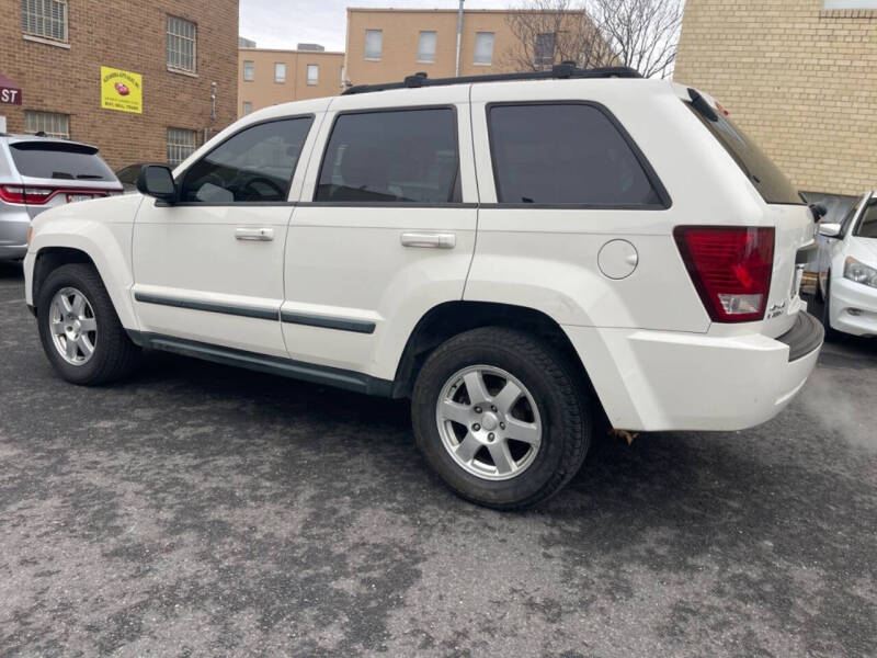 2009 Jeep Grand Cherokee Laredo