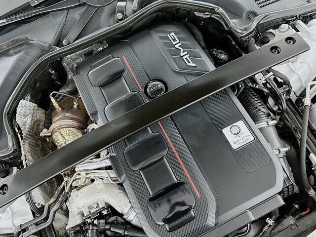 2024 Mercedes-Benz C-Class AMG C 63 S E Performance