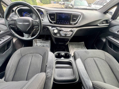 2018 Chrysler Pacifica Touring Plus