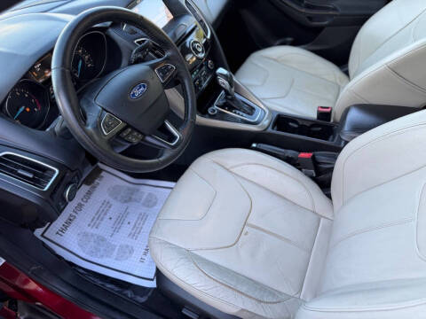 2016 Ford Focus Titanium