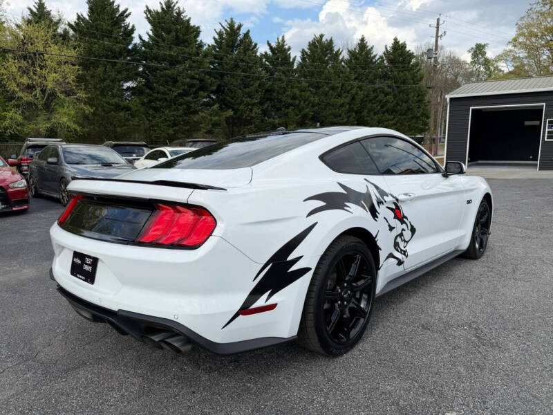 2019 Ford Mustang