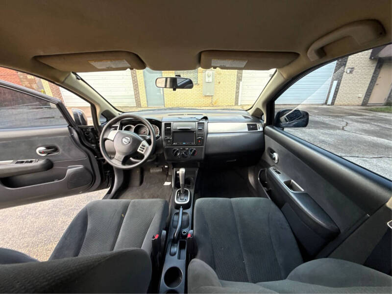 2012 Nissan Versa 1.8 S