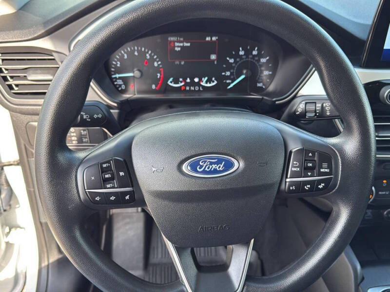 2021 Ford Escape SE