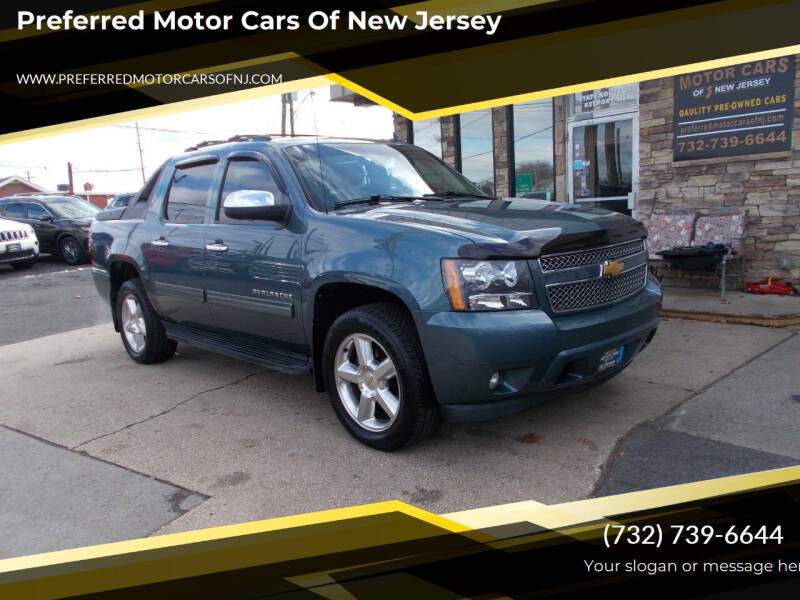 2012 Chevrolet Avalanche LT's photo